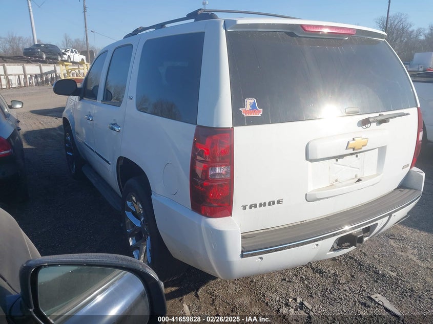 2010 CHEVROLET TAHOE VIN: 1GNUKCE01AR197786