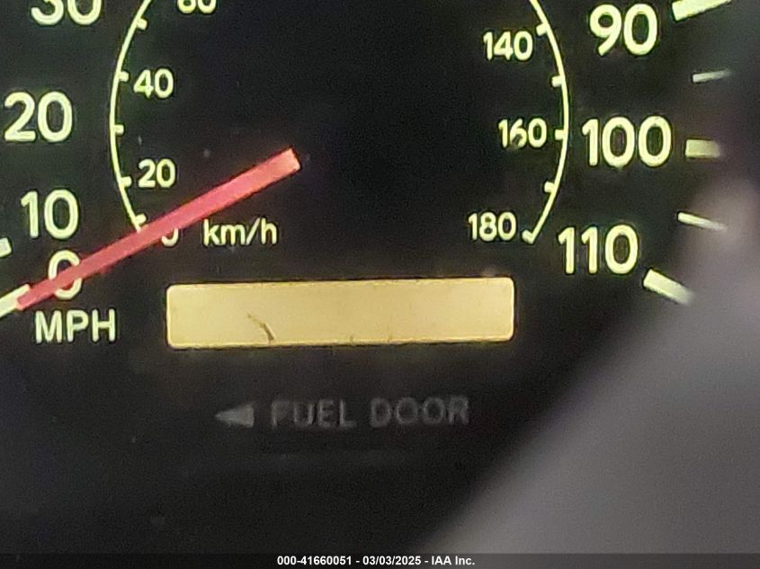 1999 Toyota Sienna Le VIN: 4T3ZF13C8XU153491 Lot: 41660051