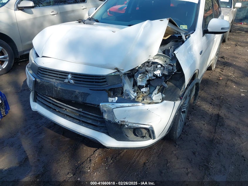 2017 MITSUBISHI OUTLANDER SPORT ES VIN: JA4AR3AU6HZ067023