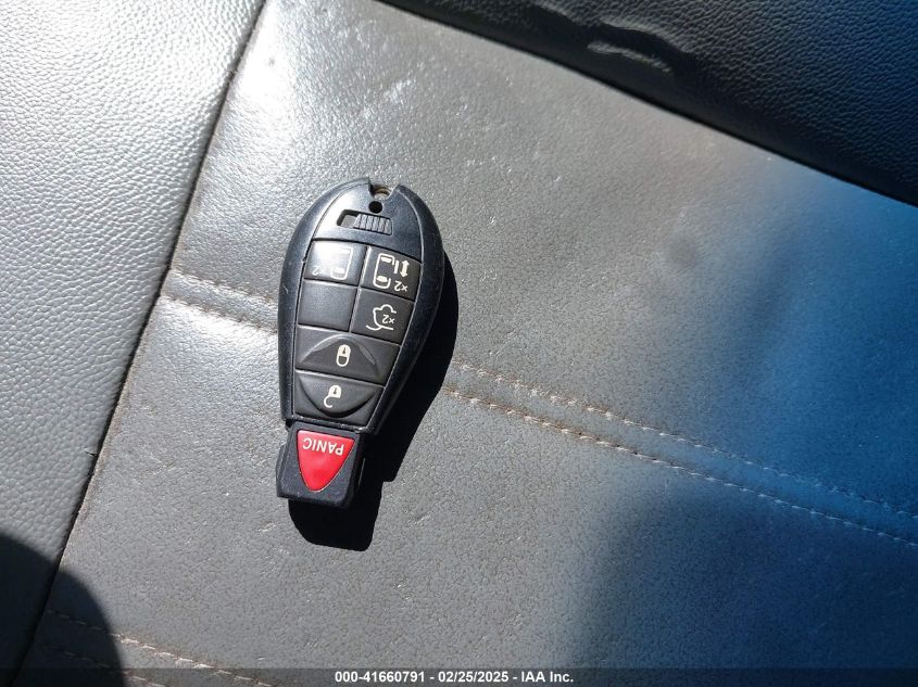 2008 Chrysler Town & Country Touring VIN: 2A8HR54PX8R837586 Lot: 41660791