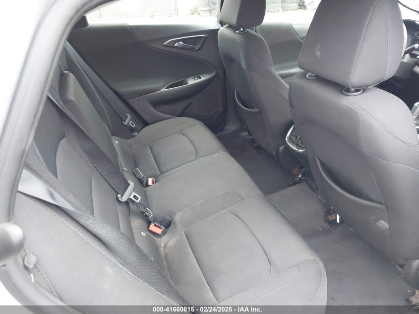 2018 CHEVROLET MALIBU VIN: 1G1ZD5ST8JF189388
