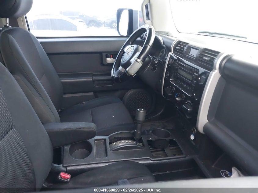 2008 TOYOTA FJ CRUISER VIN: JTEZU11FX80019800