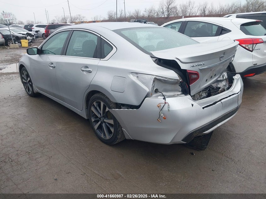2017 NISSAN ALTIMA VIN: 1N4AL3AP9HN344570
