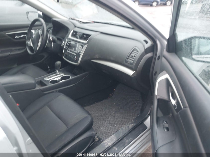 2017 NISSAN ALTIMA VIN: 1N4AL3AP9HN344570