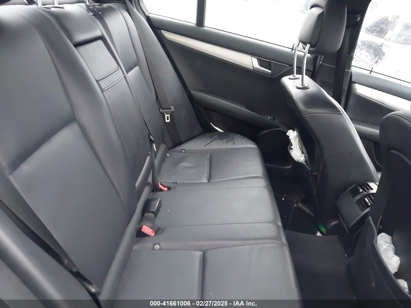 2014 MERCEDES-BENZ C VIN: WDDGF8AB9ER310670