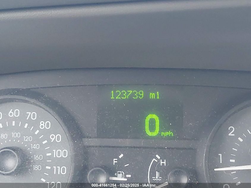 2007 Mercury Grand Marquis Ls VIN: 2MEFM75V07X621633 Lot: 41661254