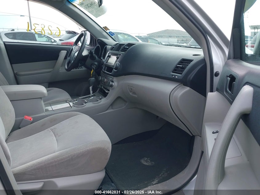 2013 TOYOTA HIGHLANDER VIN: 5TDBK3EH8DS232867