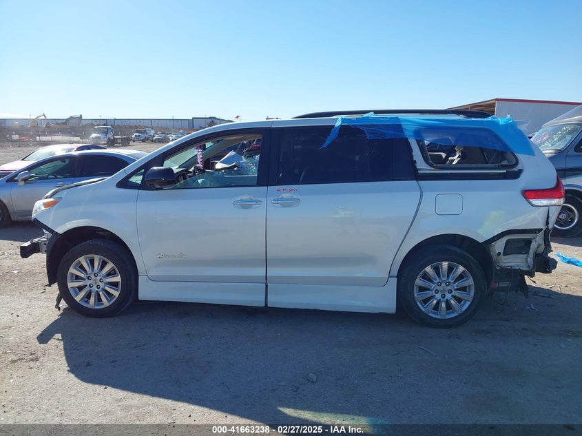 2011 TOYOTA SIENNA VIN: 5TDYK3DCXBS126143
