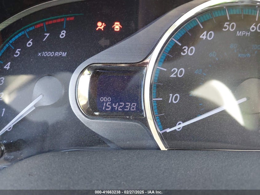 2011 TOYOTA SIENNA VIN: 5TDYK3DCXBS126143