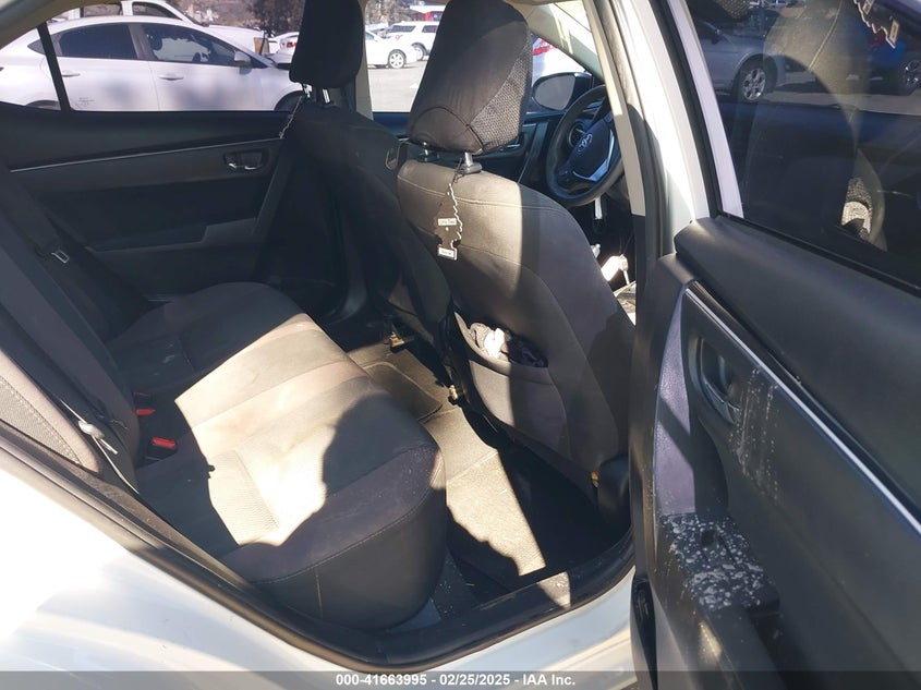 2018 TOYOTA COROLLA VIN: 5YFBURHE6JP762225