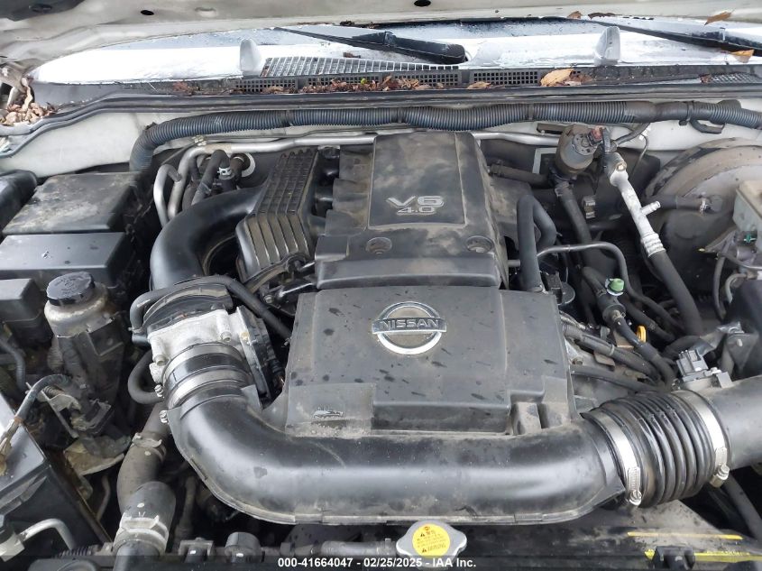 2005 Nissan Pathfinder Le VIN: 5N1AR18W05C742425 Lot: 41664047