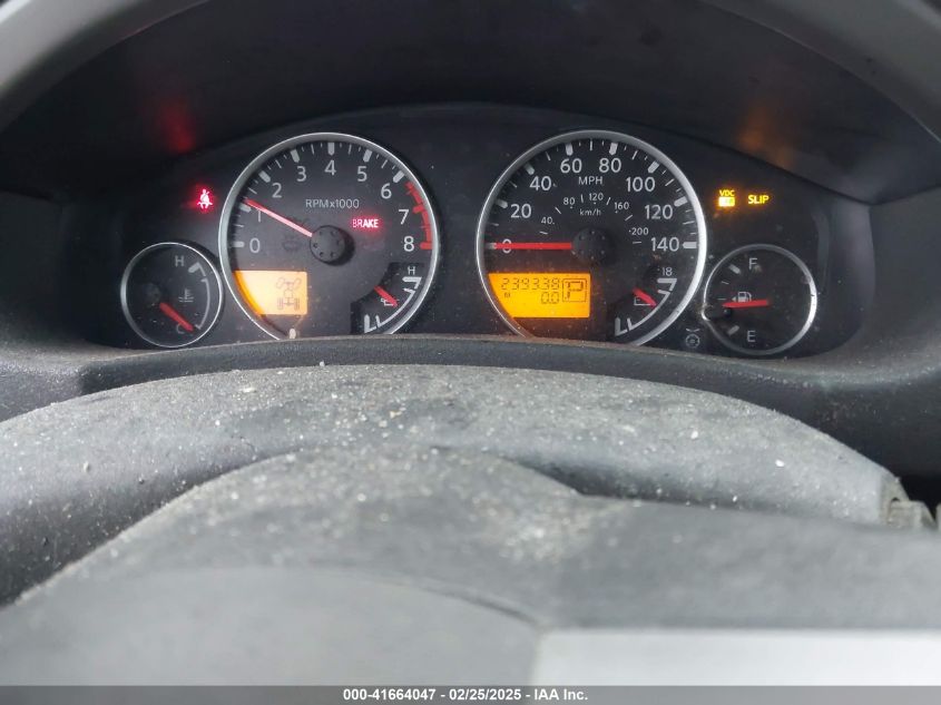 2005 Nissan Pathfinder Le VIN: 5N1AR18W05C742425 Lot: 41664047