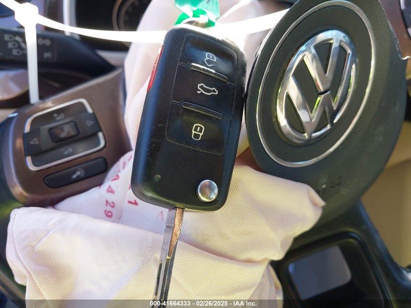 2014 VOLKSWAGEN BEETLE 1.8T - 3VW517AT8EM816914