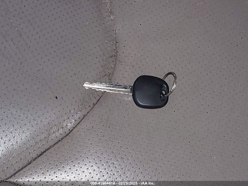 2007 Toyota Rav4 Limited V6 VIN: JTMBK31VX75027962 Lot: 41664414