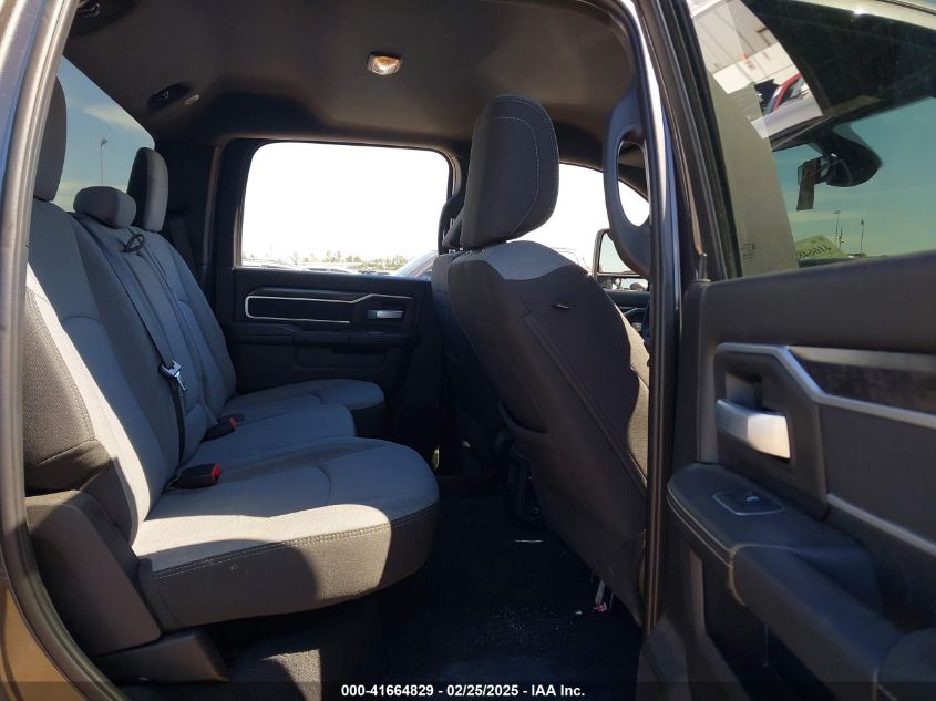 2024 Ram 2500 Big Horn 4X4 6'4 Box VIN: 3C6UR5DL5RG266610 Lot: 41664829