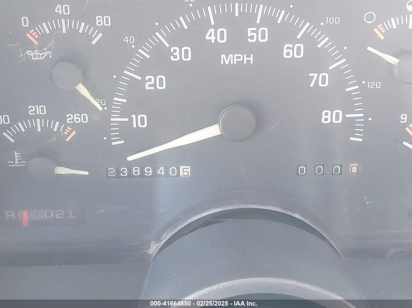 1994 Chevrolet Gmt-400 C1500 VIN: 2GCFC19Z3R1298209 Lot: 41664850