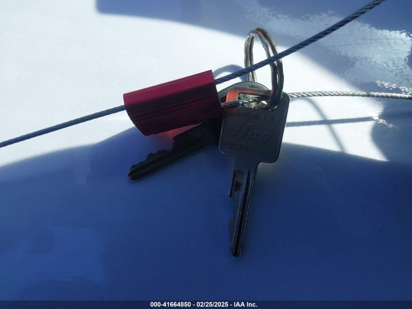 1994 Chevrolet Gmt-400 C1500 VIN: 2GCFC19Z3R1298209 Lot: 41664850