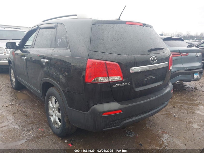 2011 KIA SORENTO VIN: 5XYKT3A1XBG130700