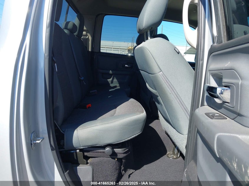 2017 RAM 1500 VIN: 1C6RR6GT7HS582654