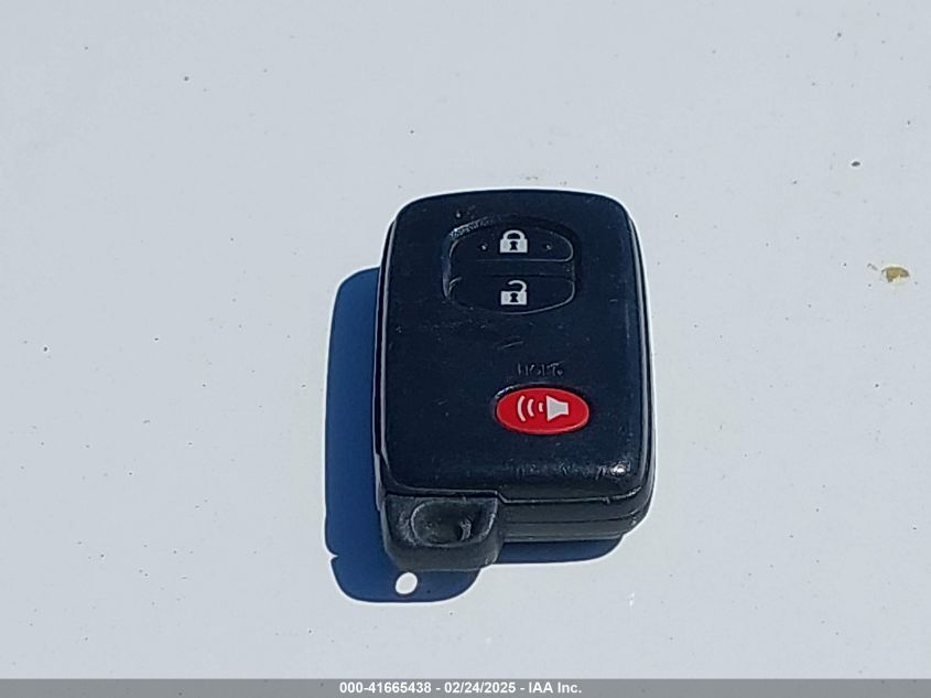 2011 Toyota Prius Three VIN: JTDKN3DU8B0285011 Lot: 41665438