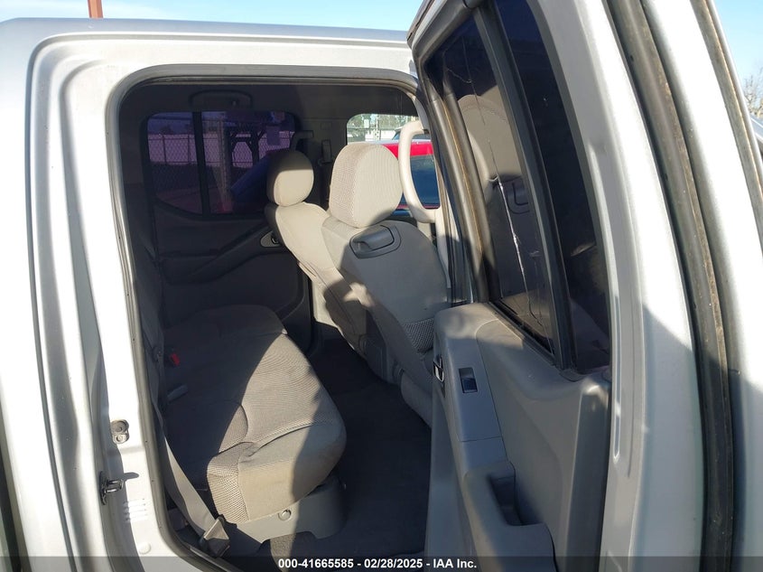 2007 NISSAN FRONTIER VIN: 1N6AD07W67C438692
