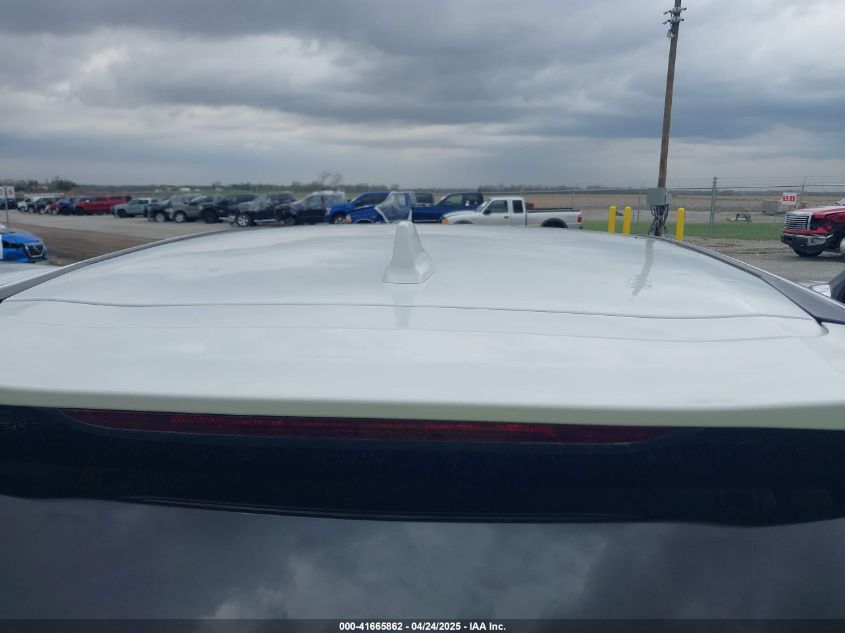 2022 Honda Cr-V Awd Ex-L VIN: 2HKRW2H87NH637070 Lot: 41665862