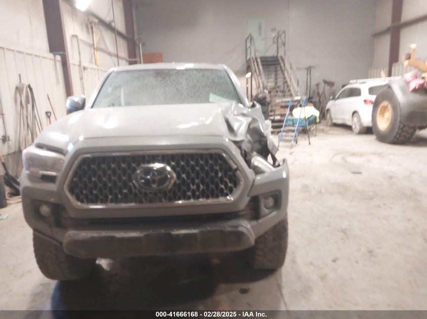 2019 TOYOTA TACOMA VIN: 5TFSZ5AN5KX175795