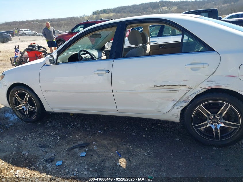 2006 TOYOTA CAMRY VIN: 4T1BE32K76U669518