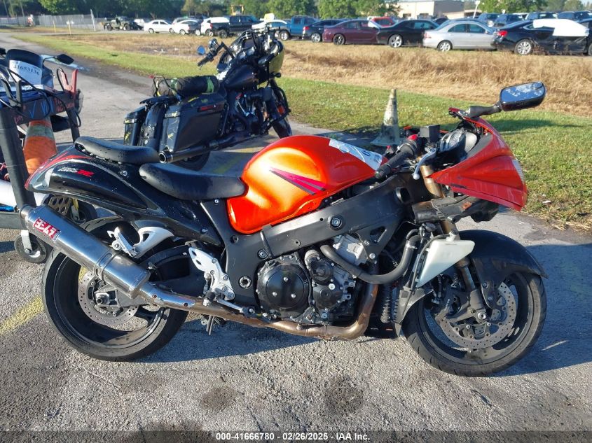 2008 Suzuki Gsx1300 R VIN: JS1GX72A882105372 Lot: 41666780