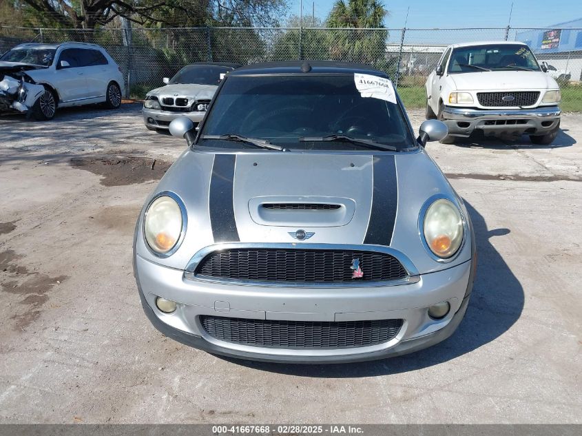 2010 Mini Cooper S VIN: WMWMS3C55ATZ84974 Lot: 41667668