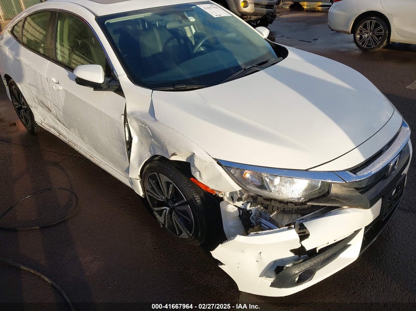 VIN JHMFC1F30JX014125 2018 HONDA CIVIC EX-T