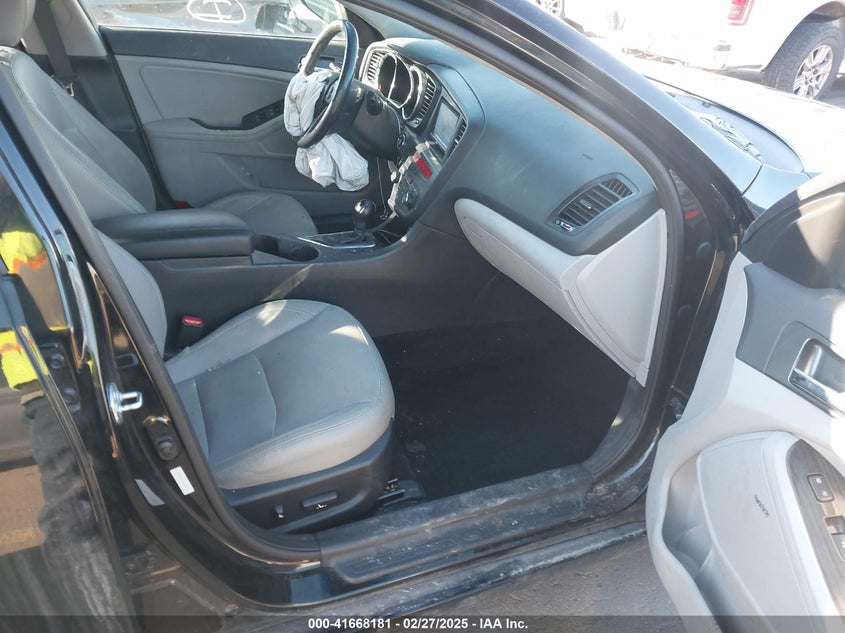 2012 KIA OPTIMA VIN: 5XXGN4A71CG035166