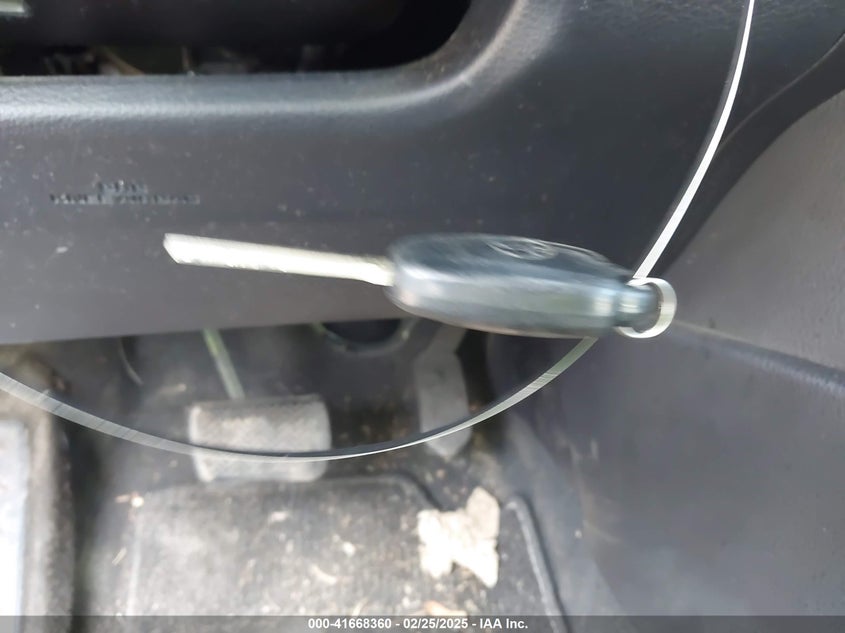 2019 TOYOTA COROLLA LE - 2T1BURHE9KC216911