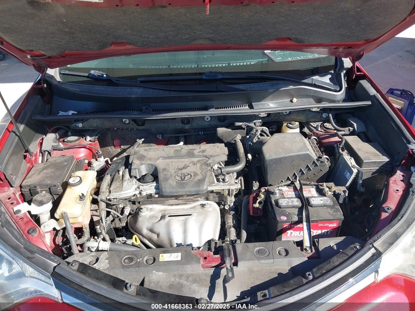 2018 TOYOTA RAV4 ADVENTURE/XLE - JTMWFREV5JD118332