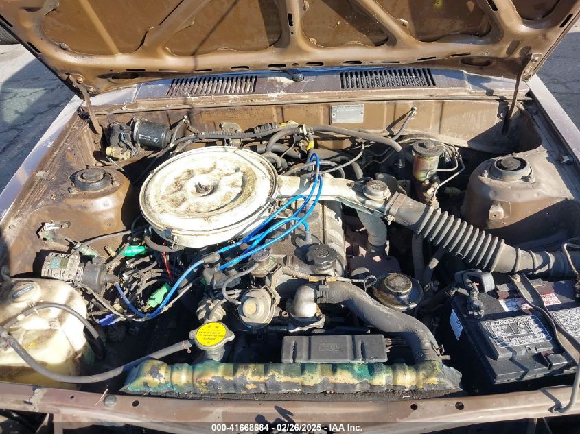 1982 Toyota Corolla Deluxe VIN: JT2TE72E2C0811067 Lot: 41668684