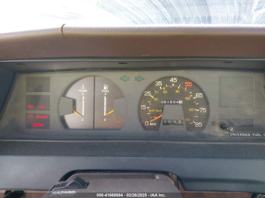 1982 Toyota Corolla Deluxe VIN: JT2TE72E2C0811067 Lot: 41668684