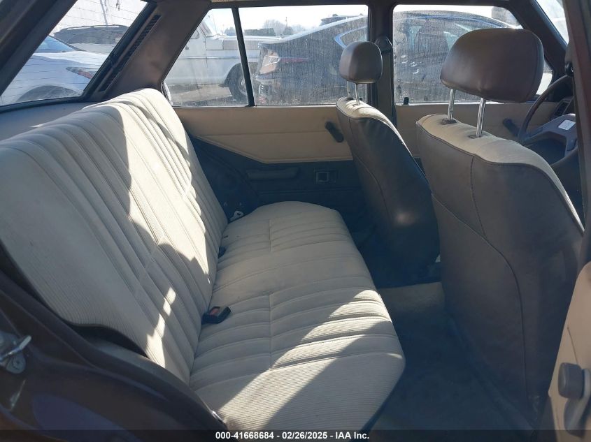 1982 Toyota Corolla Deluxe VIN: JT2TE72E2C0811067 Lot: 41668684