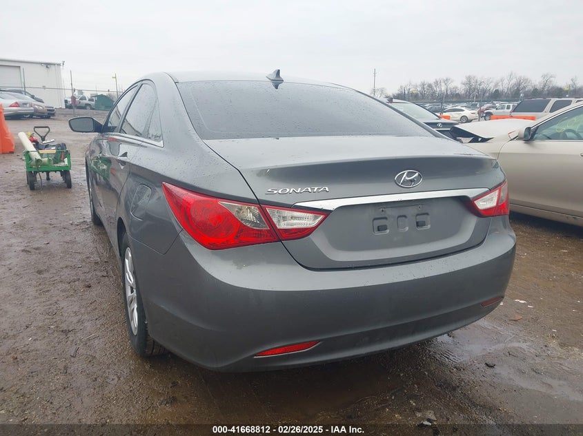 2013 HYUNDAI SONATA GLS - 5NPEB4AC3DH580109