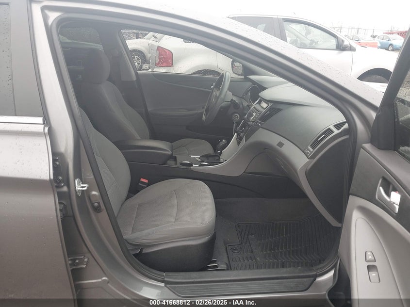 2013 HYUNDAI SONATA GLS - 5NPEB4AC3DH580109