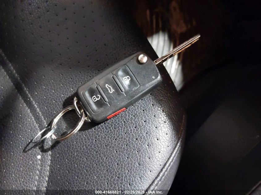 2015 Volkswagen Passat 1.8T Limited Edition VIN: 1VWAT7A30FC080255 Lot: 41668821