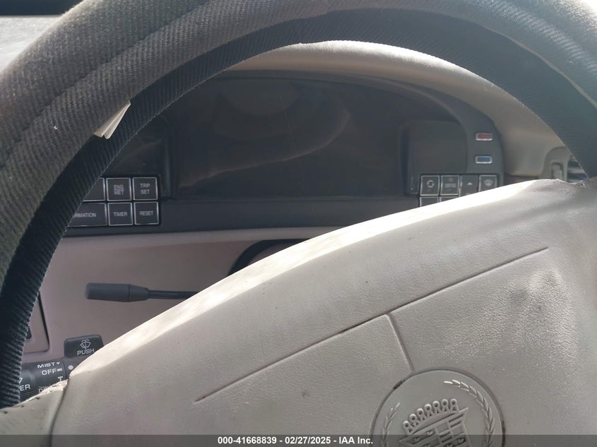 1997 Cadillac Deville Standard VIN: 1G6KD54Y5VU237242 Lot: 41668839