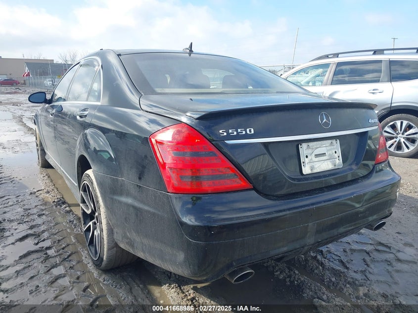 2007 MERCEDES-BENZ S 550 VIN: WDDNG86X87A089959