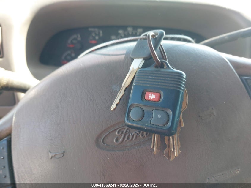 2001 Ford F-250 VIN: 3FTNW21S81MA67430 Lot: 41669241