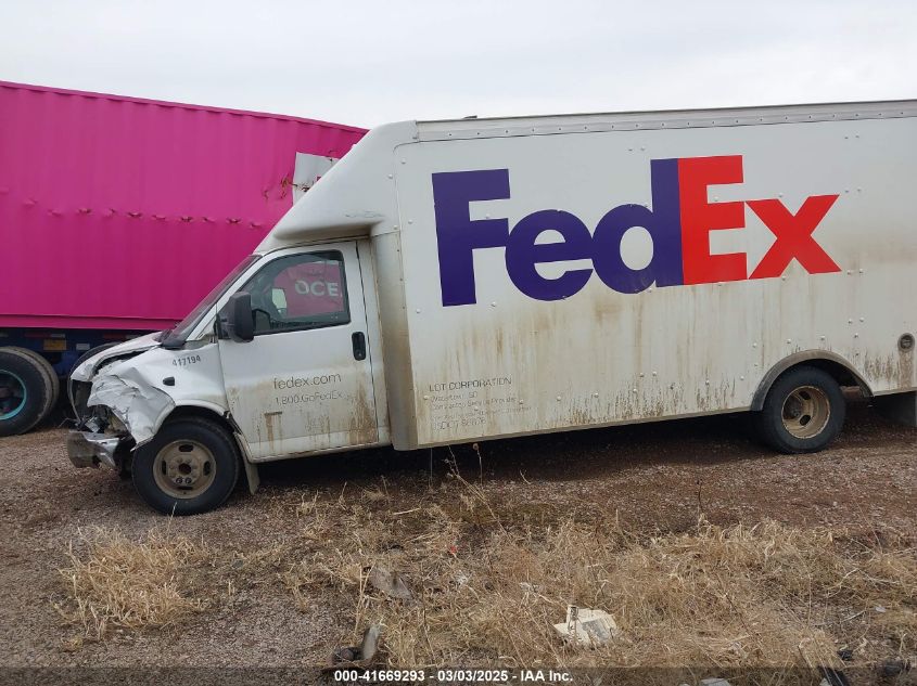 2019 GMC Savana Cutaway Work Van white other flexible 1GD37SCG4K1197633 photo #3