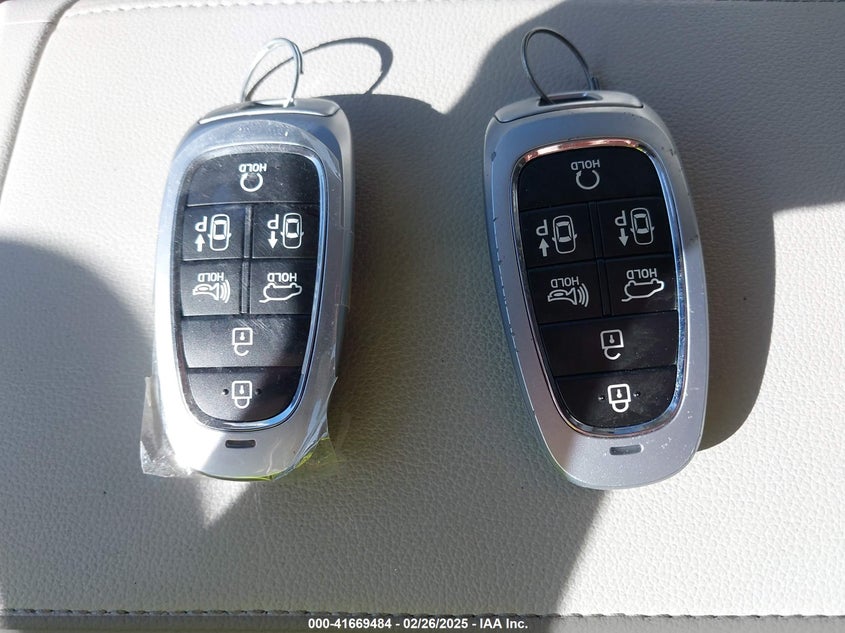 2023 HYUNDAI TUCSON LIMITED - 5NMJECAE8PH267639