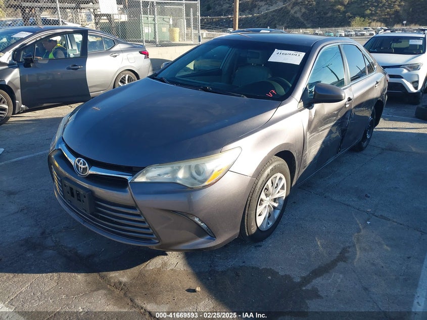 2016 TOYOTA CAMRY VIN: 4T4BF1FK9GR518621