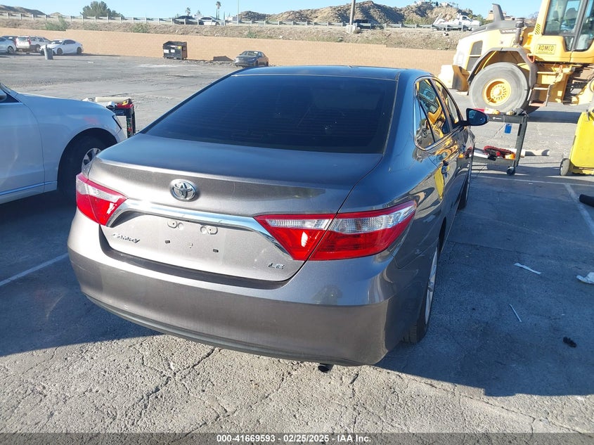 2016 TOYOTA CAMRY VIN: 4T4BF1FK9GR518621