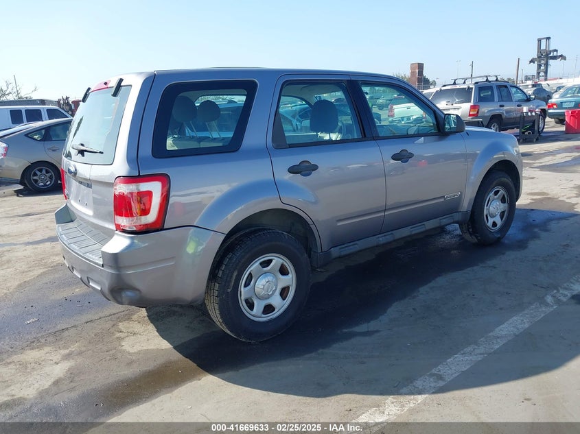 2008 FORD ESCAPE VIN: 1FMCU02Z68KD76825