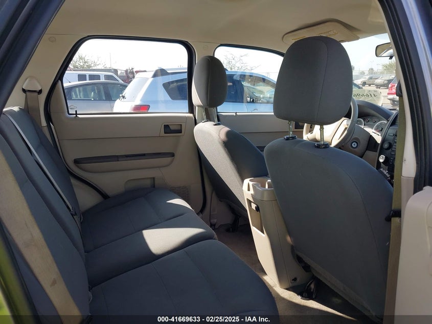 2008 FORD ESCAPE VIN: 1FMCU02Z68KD76825