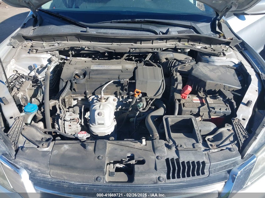 2015 HONDA ACCORD VIN: 1HGCR2F54FA037719